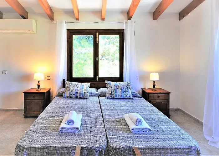 Villa Las Encinas-En El Pueblo De Esporles- Mallorca