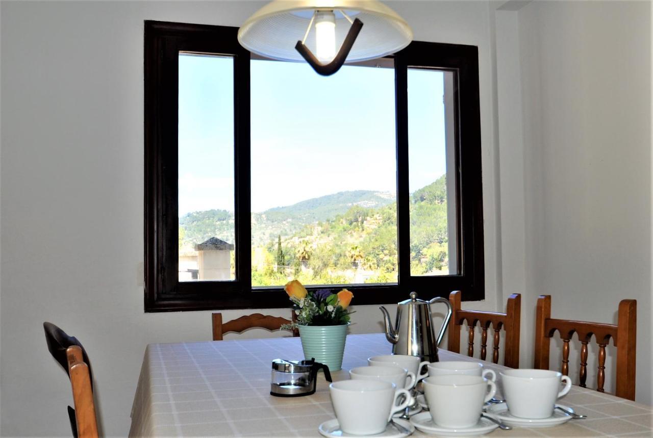 Ferienhaus Encinas-en El Pueblo De Esporles- Mallorca